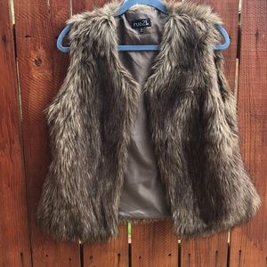 Rue 21 . Size large. For vest